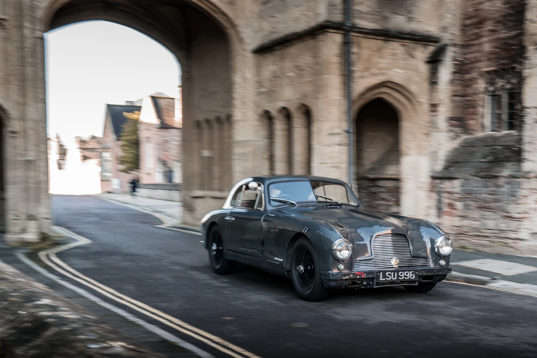 1952 Aston Martin DB1 & DB2 & DB2/4 & DB Mark III - Image 27 of 31