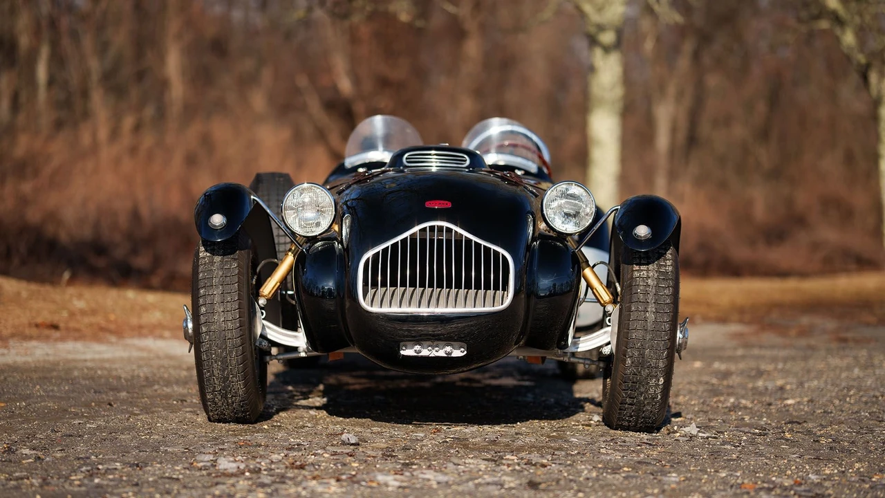 1952 Allard - Image 3 of 31