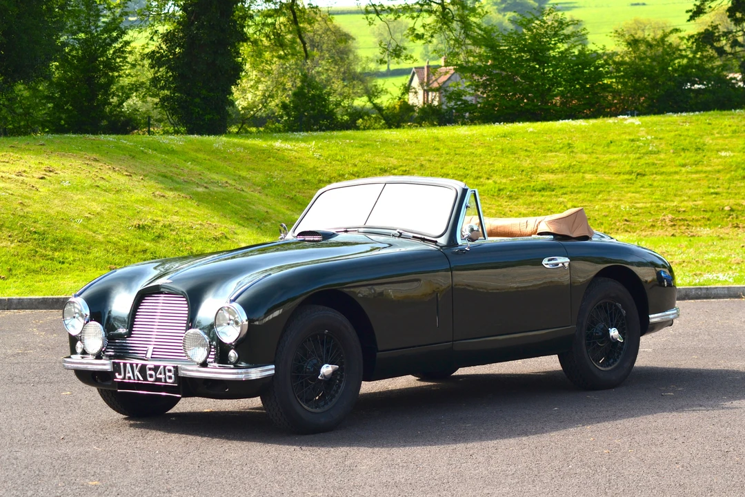 1952 Aston Martin DB1 & DB2 & DB2/4 & DB Mark III - Image 15 of 16