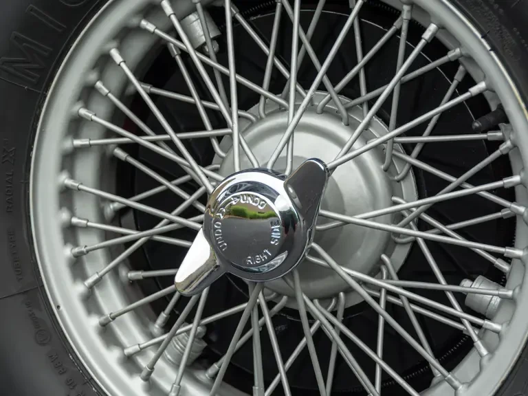 1952 Aston Martin DB1 & DB2 & DB2/4 & DB Mark III - Image 9 of 15