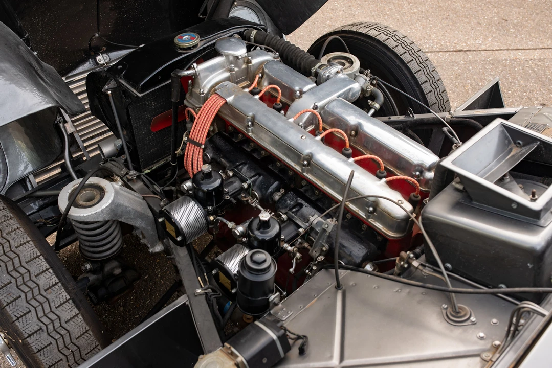1952 Aston Martin DB1 & DB2 & DB2/4 & DB Mark III - Image 28 of 31