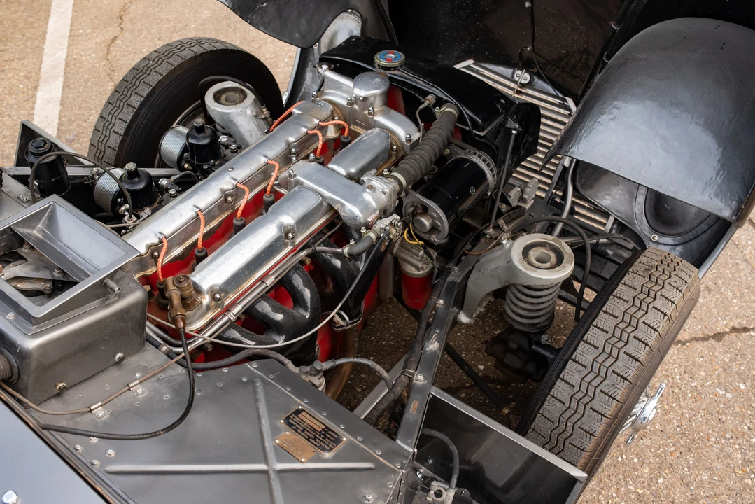 1952 Aston Martin DB1 & DB2 & DB2/4 & DB Mark III - Image 25 of 31