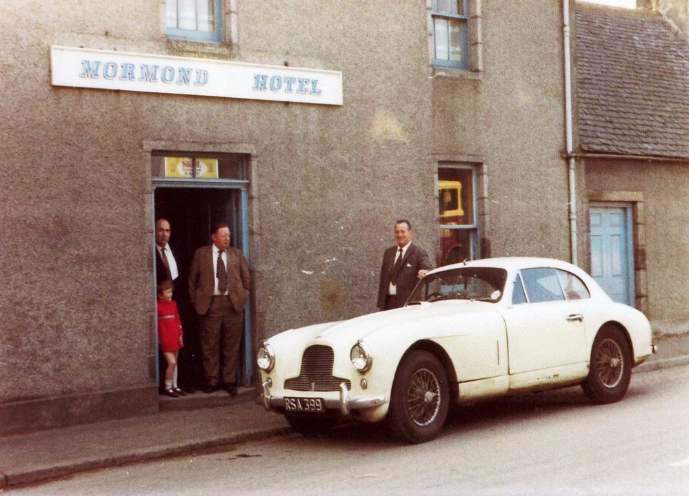 1952 Aston Martin DB1 & DB2 & DB2/4 & DB Mark III - Image 7 of 10