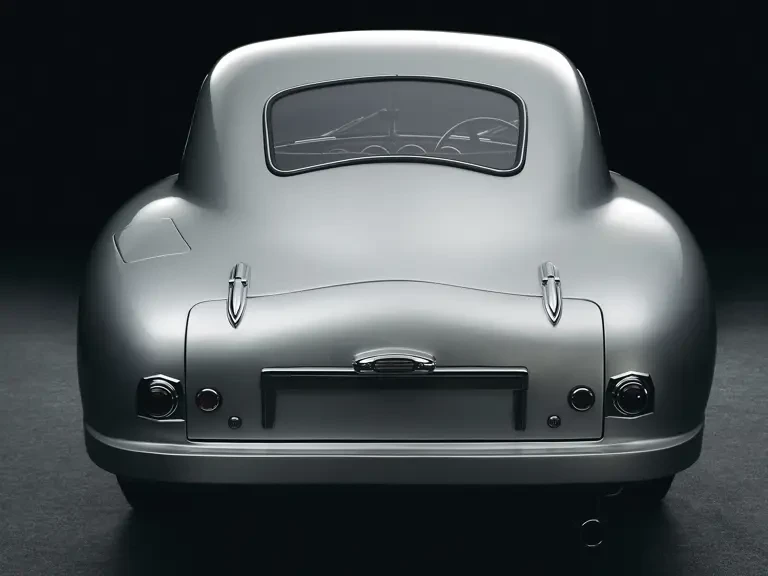 1952 Aston Martin DB1 & DB2 & DB2/4 & DB Mark III - Image 7 of 7