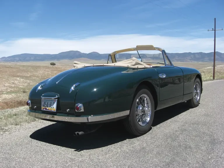 1952 Aston Martin DB1 & DB2 & DB2/4 & DB Mark III - Image 9 of 9