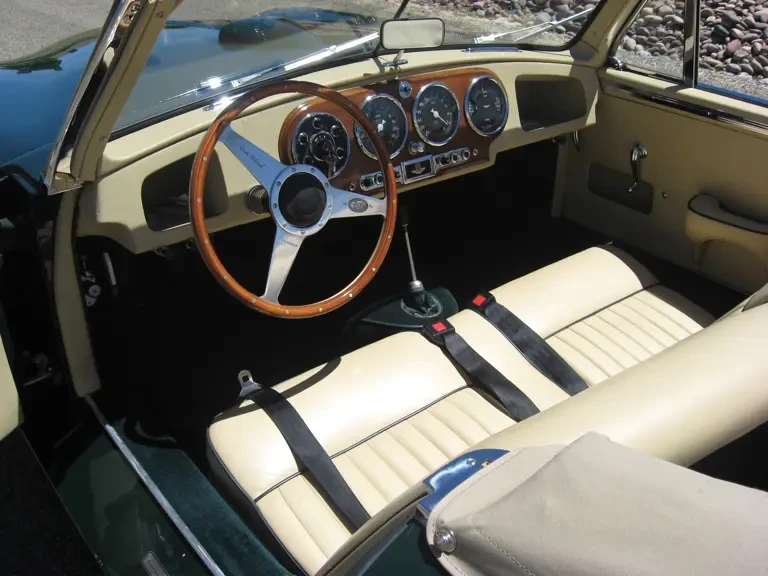 1952 Aston Martin DB1 & DB2 & DB2/4 & DB Mark III - Image 7 of 9