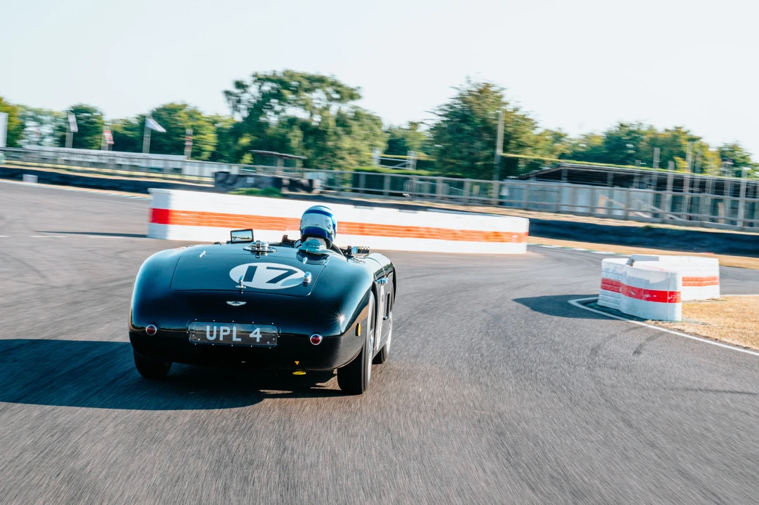 1952 Aston Martin DB1 & DB2 & DB2/4 & DB Mark III - Image 27 of 31