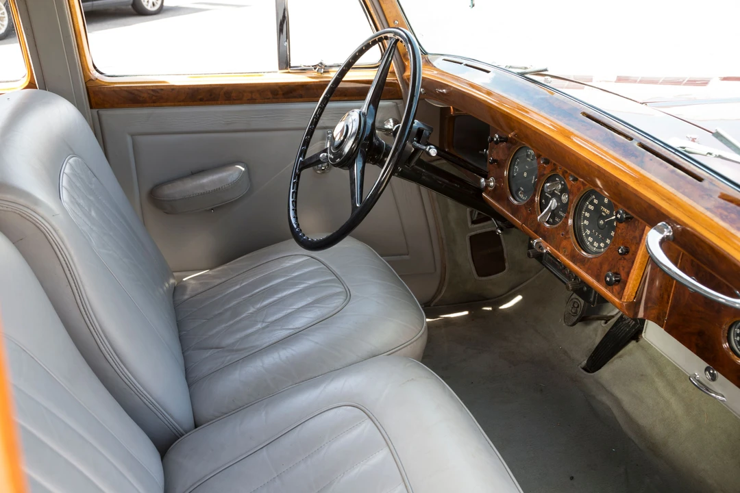 1952 Bentley R Type - Image 7 of 11