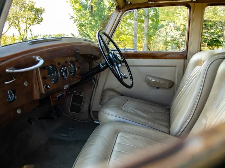 1952 Bentley R-Type Continental - Image 30 of 31
