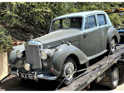 1952 Bentley Saloon