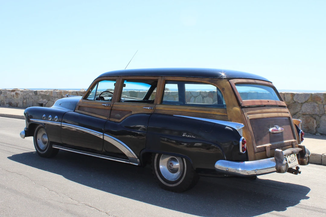 1952 Buick Super - Image 5 of 31