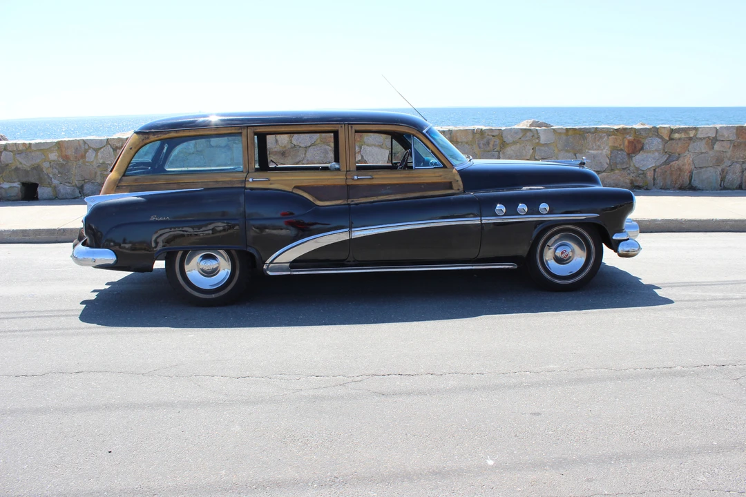 1952 Buick Super - Image 2 of 31