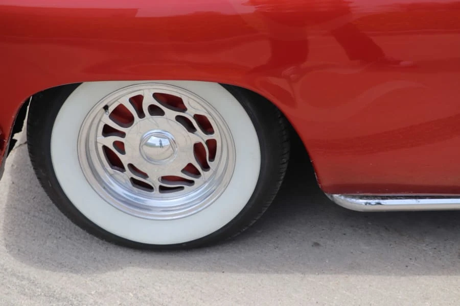 1952 Buick Riviera - Image 10 of 13