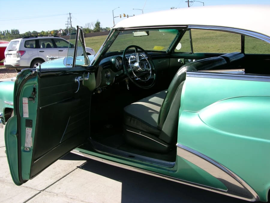 1952 Buick Roadmaster - Image 5 of 12