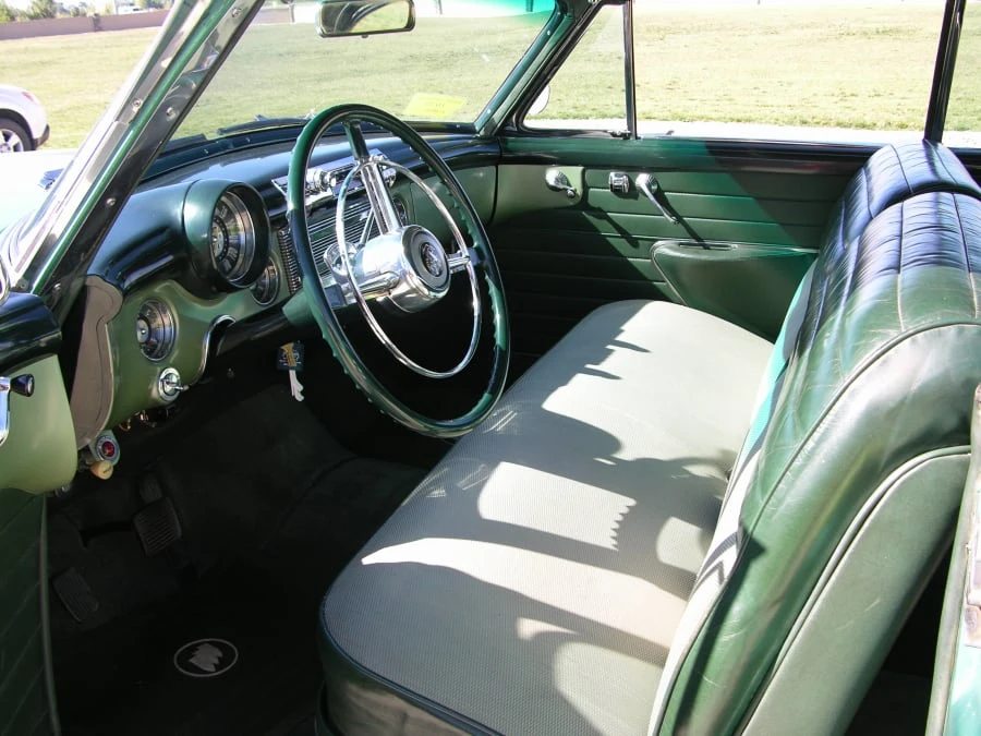 1952 Buick Roadmaster - Image 6 of 12