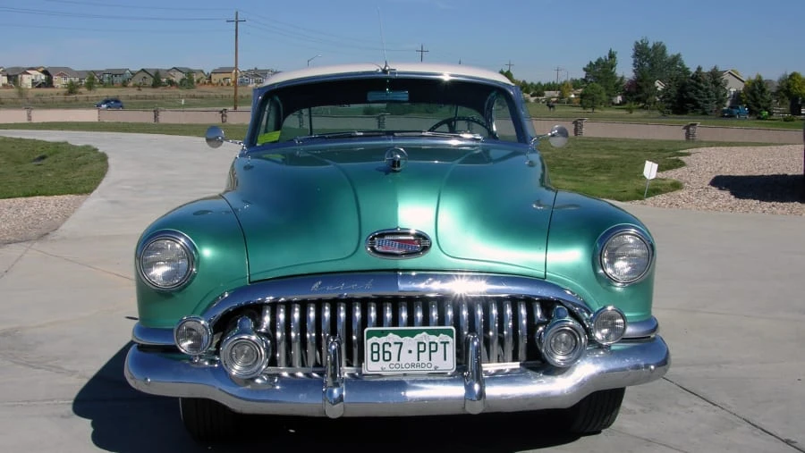 1952 Buick Roadmaster - Image 11 of 12