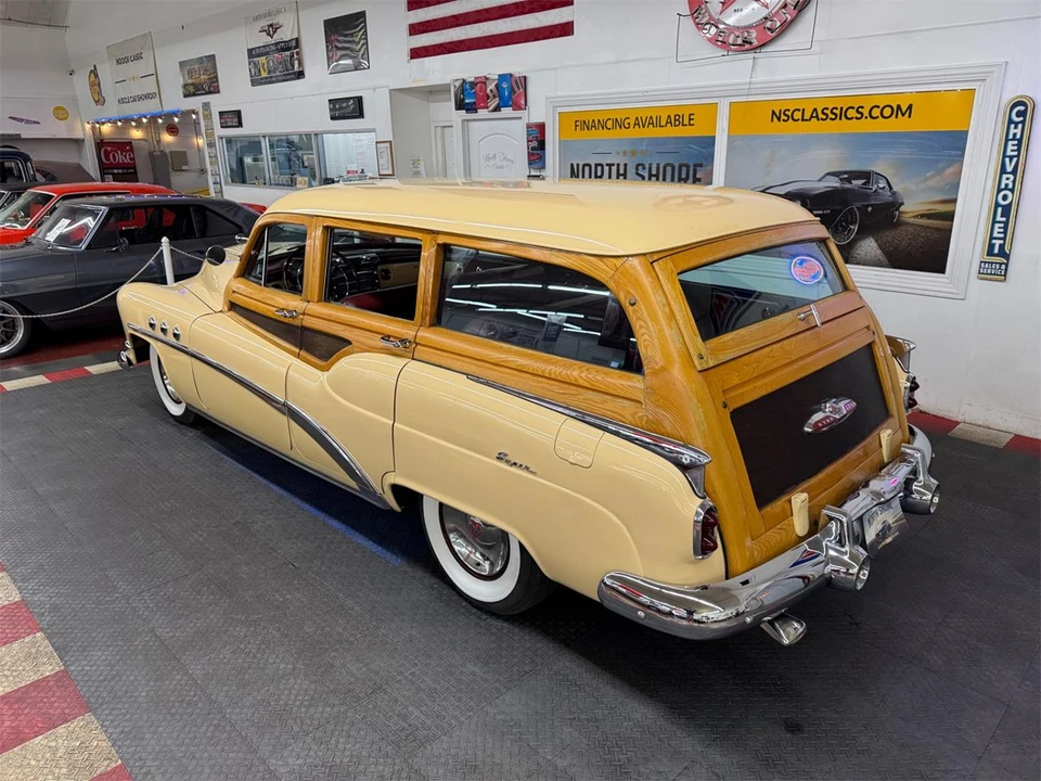 1952 Buick Super - Image 4 of 31