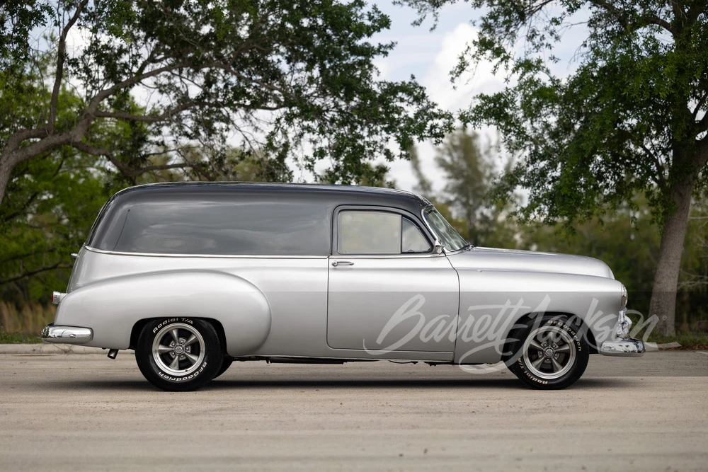 1952 Chevrolet - Image 4 of 30