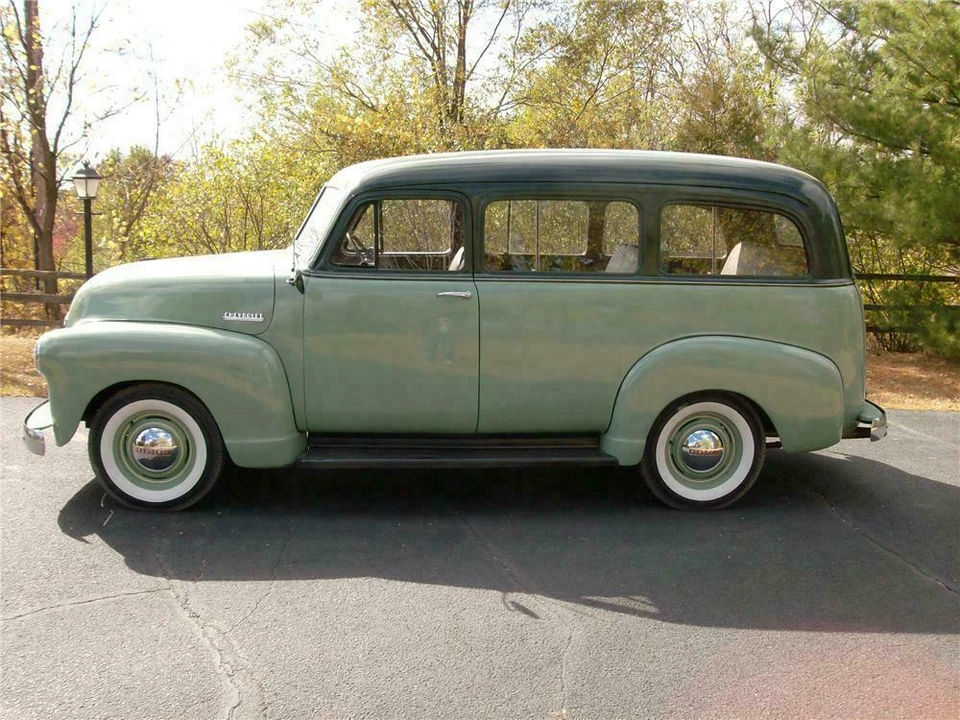 1952 Chevrolet Suburban 3rd Gen - Image 5 of 5
