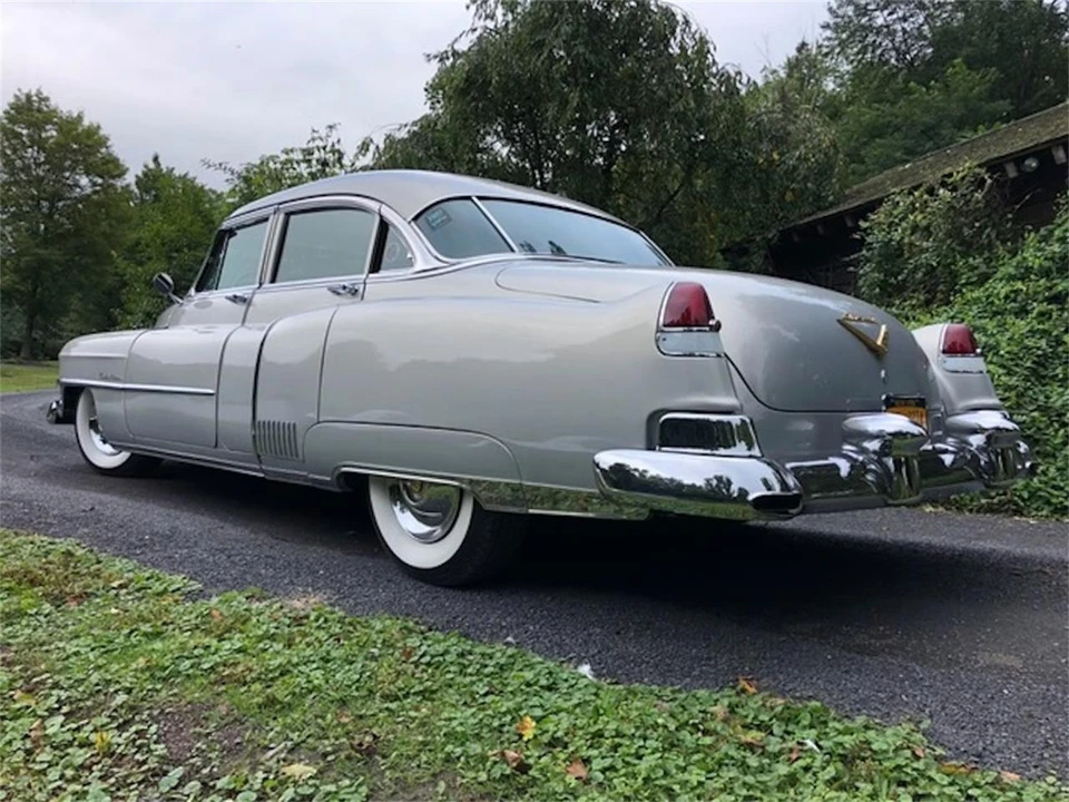 1952 Cadillac Sixty Special - Image 3 of 31