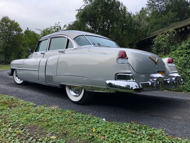 1952 Cadillac Sixty Special - Image 3 of 30