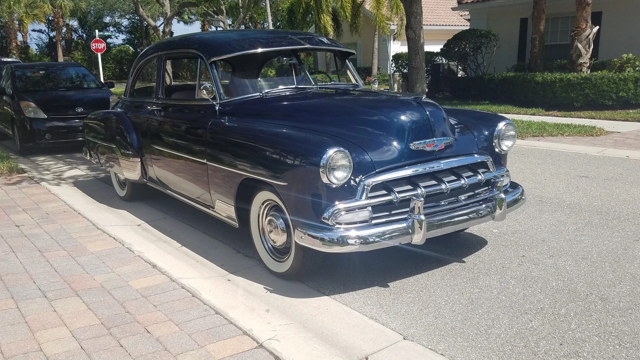 1952 Chevrolet Special & Deluxe & Fleetline - Image 14 of 31