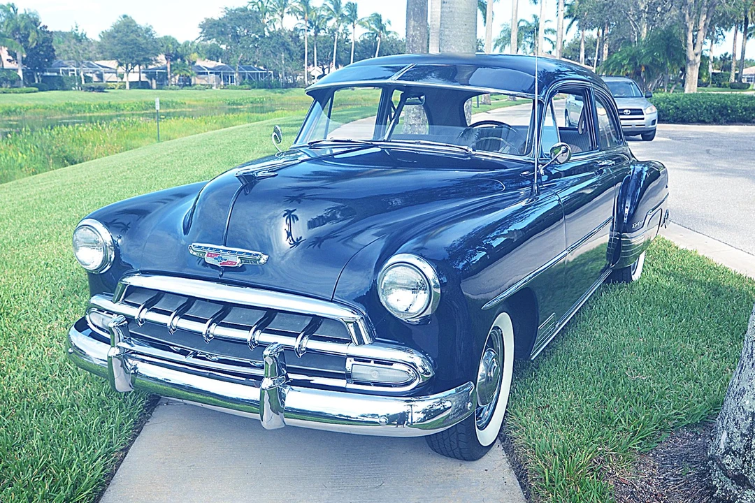1952 Chevrolet Special & Deluxe & Fleetline - Image 3 of 31
