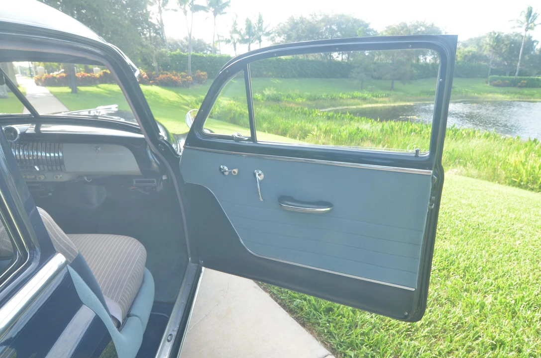 1952 Chevrolet Special & Deluxe & Fleetline - Image 28 of 31