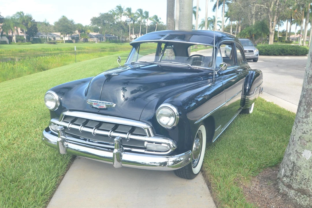 1952 Chevrolet Special & Deluxe & Fleetline - Image 2 of 31