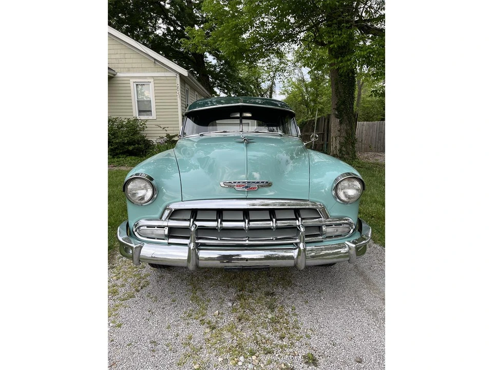 1952 Chevrolet Special & Deluxe & Fleetline - Image 9 of 31