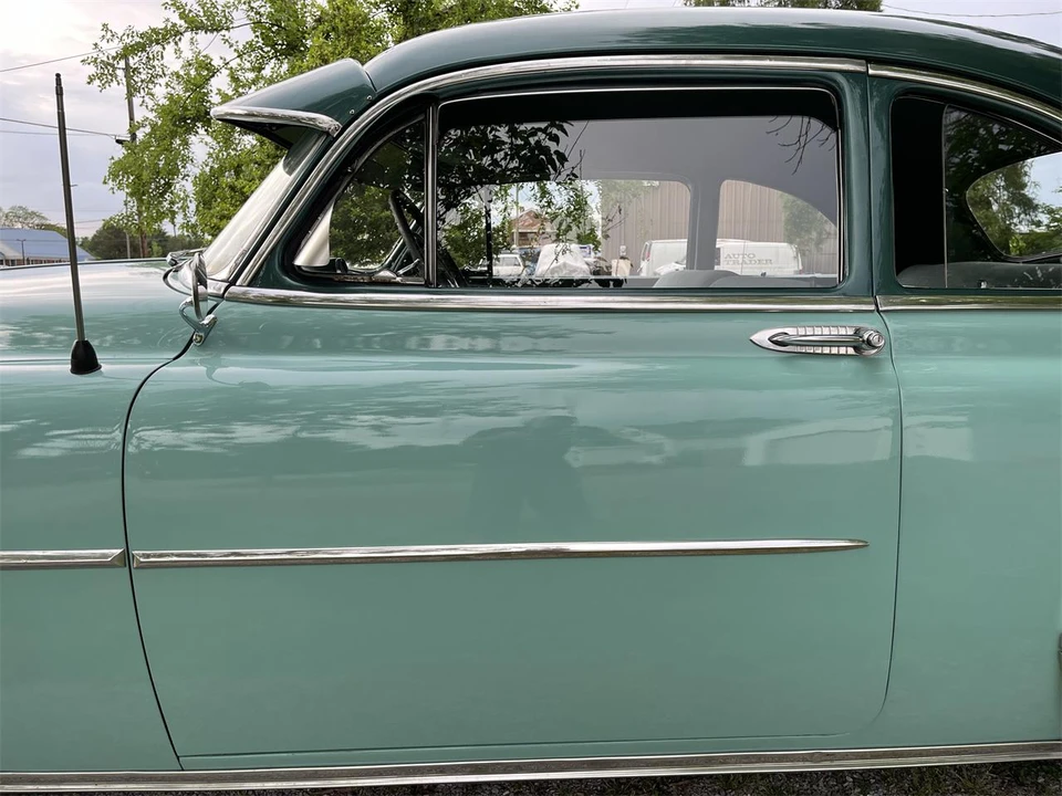 1952 Chevrolet Special & Deluxe & Fleetline - Image 21 of 31