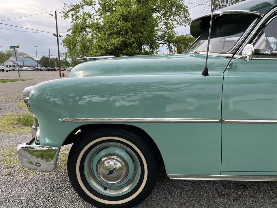 1952 Chevrolet Special & Deluxe & Fleetline - Image 22 of 31
