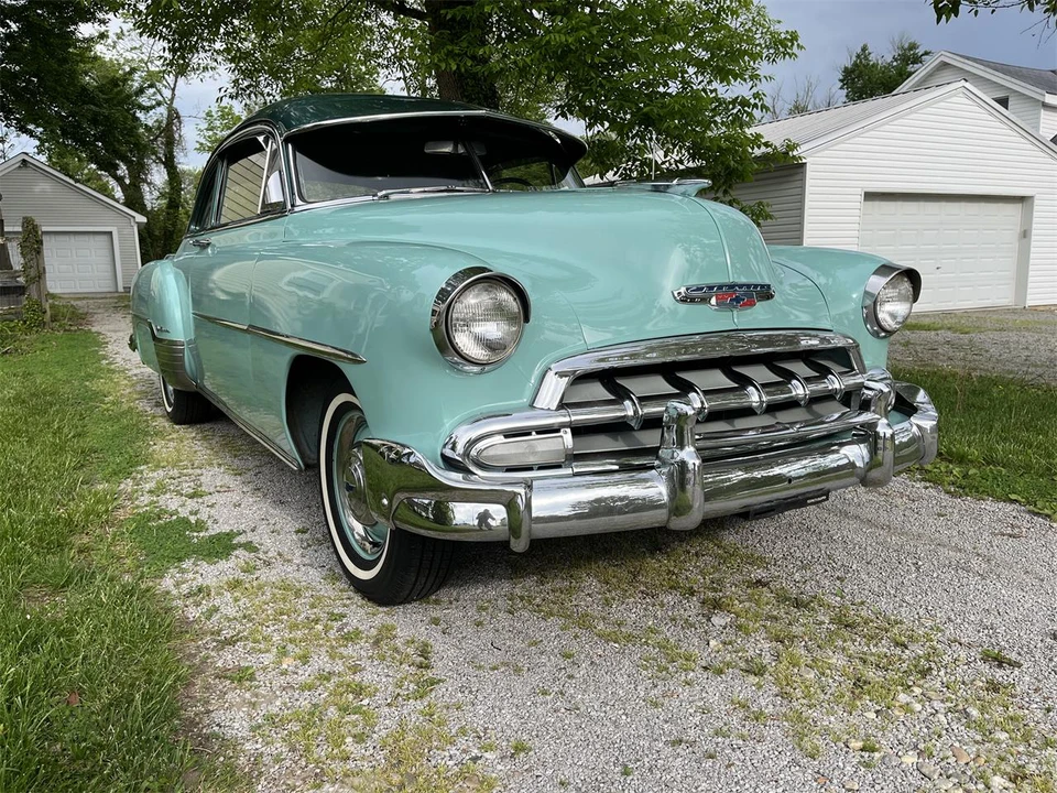 1952 Chevrolet Special & Deluxe & Fleetline - Image 29 of 31