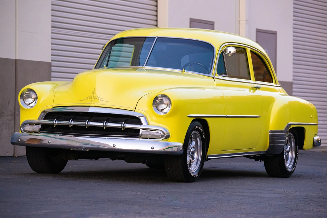 1952 Chevrolet Special & Deluxe & Fleetline - Image 2 of 31