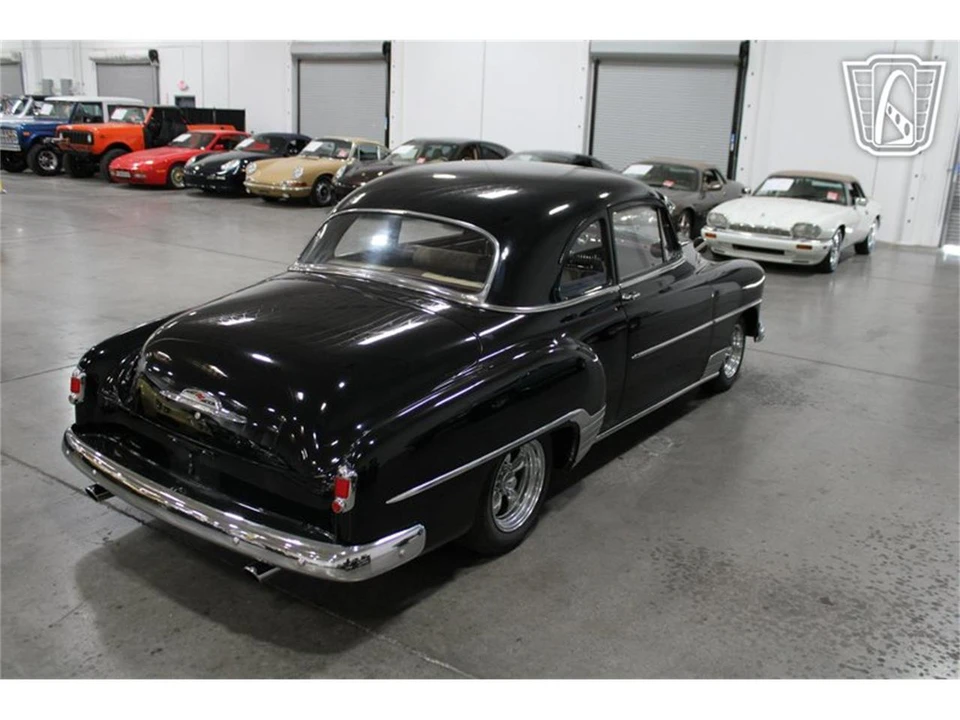 1952 Chevrolet Special & Deluxe & Fleetline - Image 7 of 31