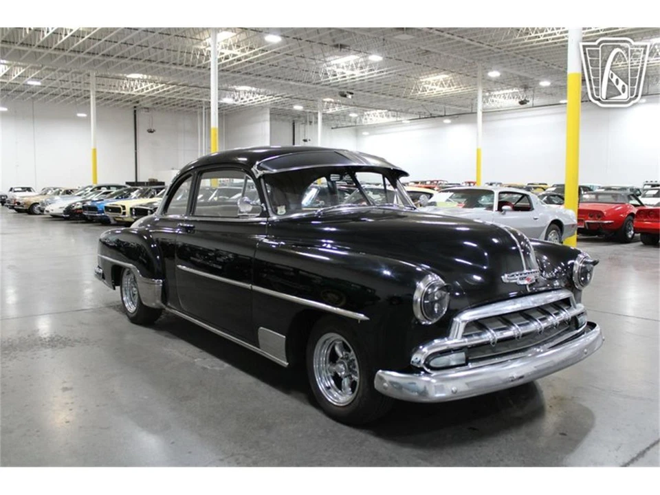 1952 Chevrolet Special & Deluxe & Fleetline - Image 17 of 31
