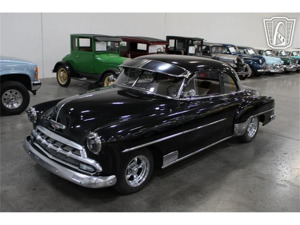 1952 Chevrolet Special & Deluxe & Fleetline - Image 3 of 31