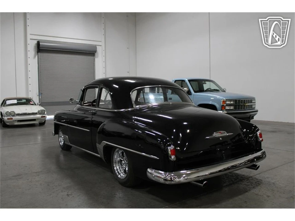 1952 Chevrolet Special & Deluxe & Fleetline - Image 13 of 31