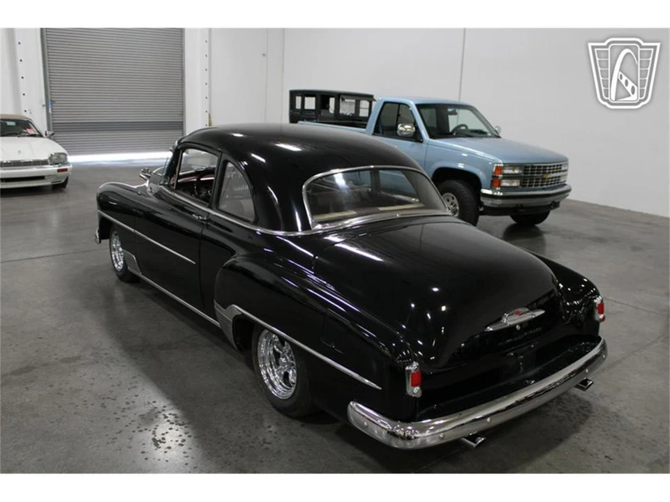 1952 Chevrolet Special & Deluxe & Fleetline - Image 5 of 31