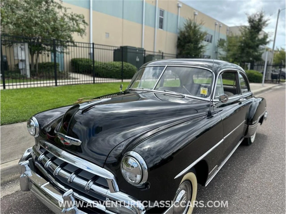 1952 Chevrolet Special & Deluxe & Fleetline - Image 11 of 31