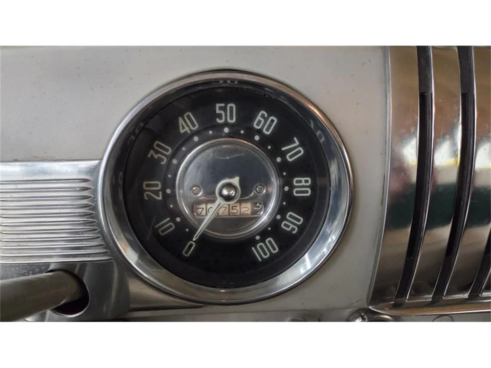 1952 Chevrolet Special & Deluxe & Fleetline - Image 30 of 31