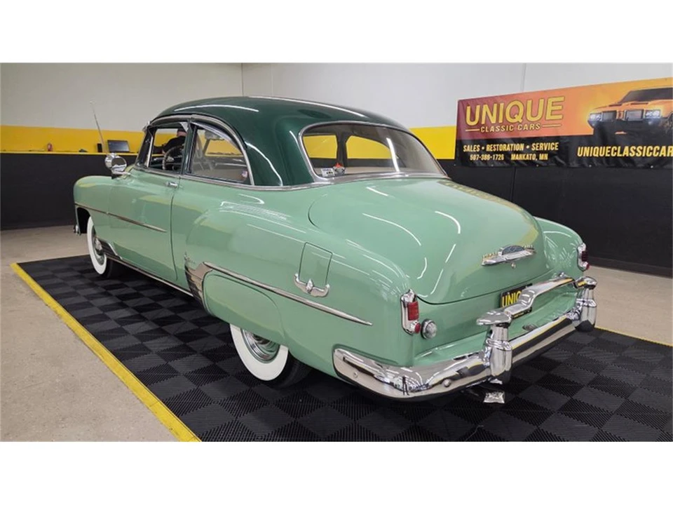 1952 Chevrolet Special & Deluxe & Fleetline - Image 6 of 31