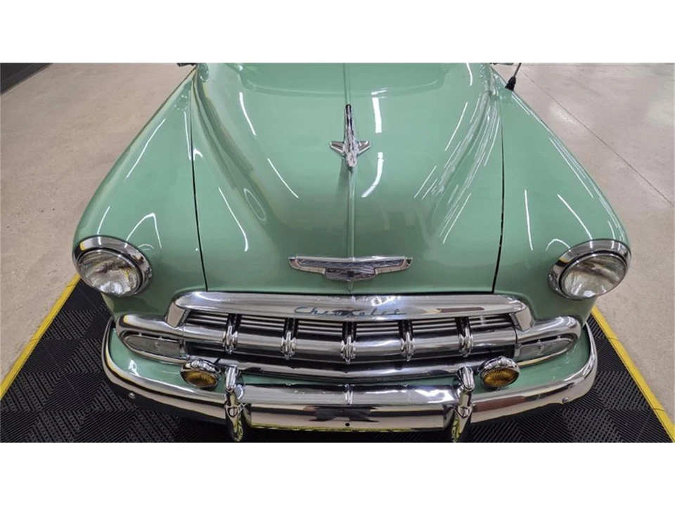 1952 Chevrolet Special & Deluxe & Fleetline - Image 12 of 31