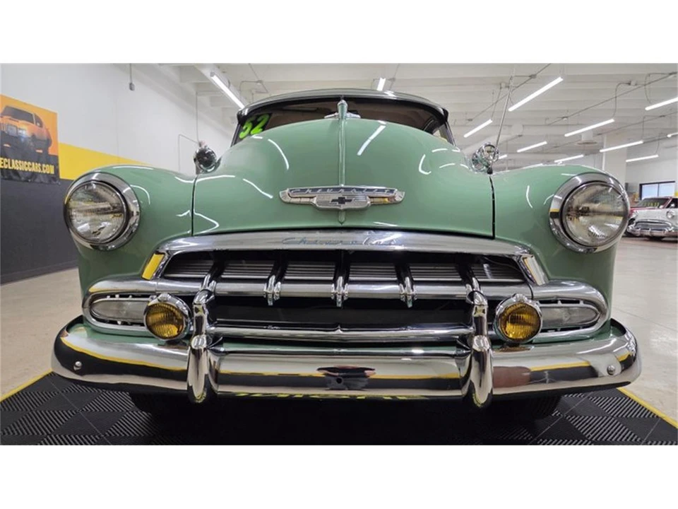 1952 Chevrolet Special & Deluxe & Fleetline - Image 9 of 31
