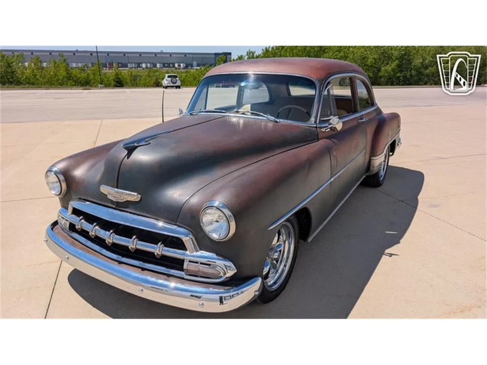 1952 Chevrolet Special & Deluxe & Fleetline - Image 2 of 31