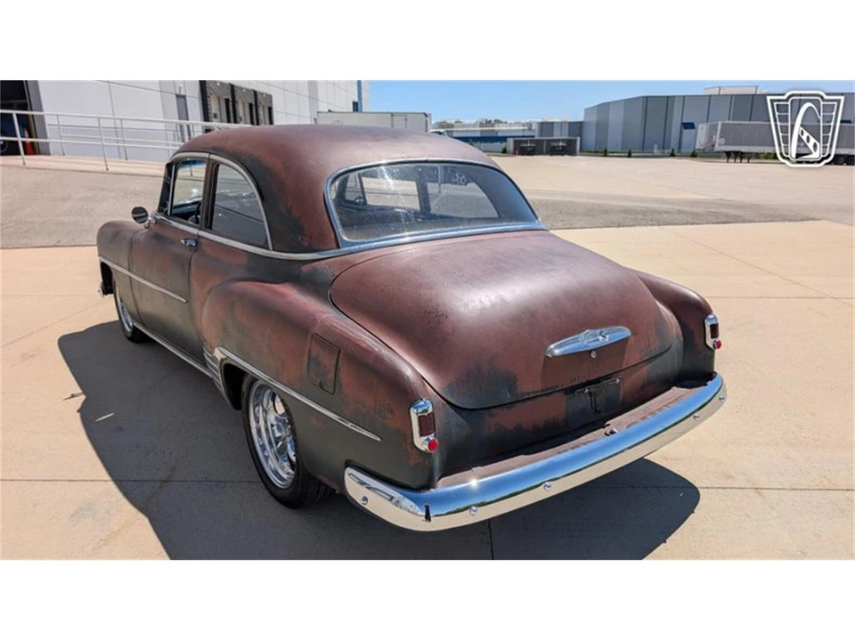 1952 Chevrolet Special & Deluxe & Fleetline - Image 7 of 31