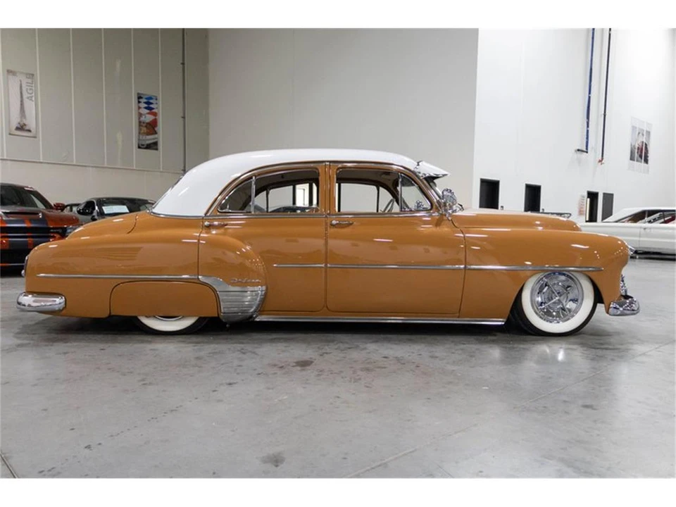 1952 Chevrolet Special & Deluxe & Fleetline - Image 7 of 31