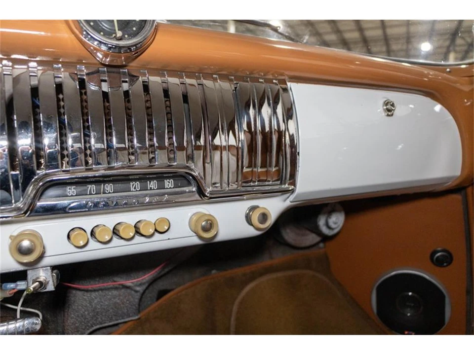 1952 Chevrolet Special & Deluxe & Fleetline - Image 13 of 31