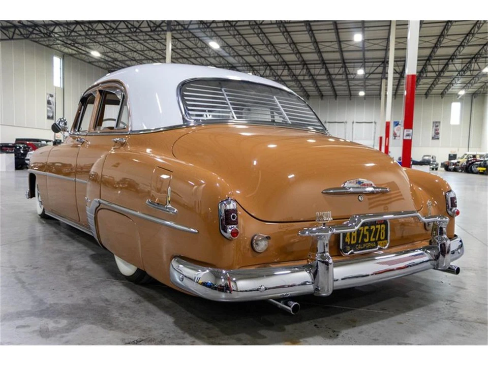 1952 Chevrolet Special & Deluxe & Fleetline - Image 4 of 31