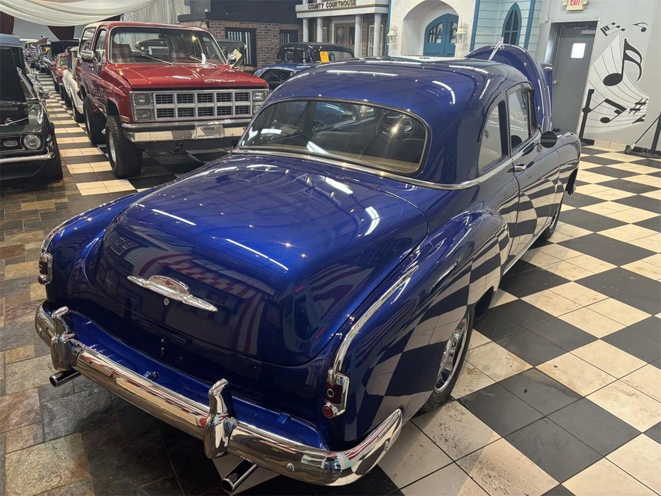1952 Chevrolet Special & Deluxe & Fleetline - Image 3 of 31